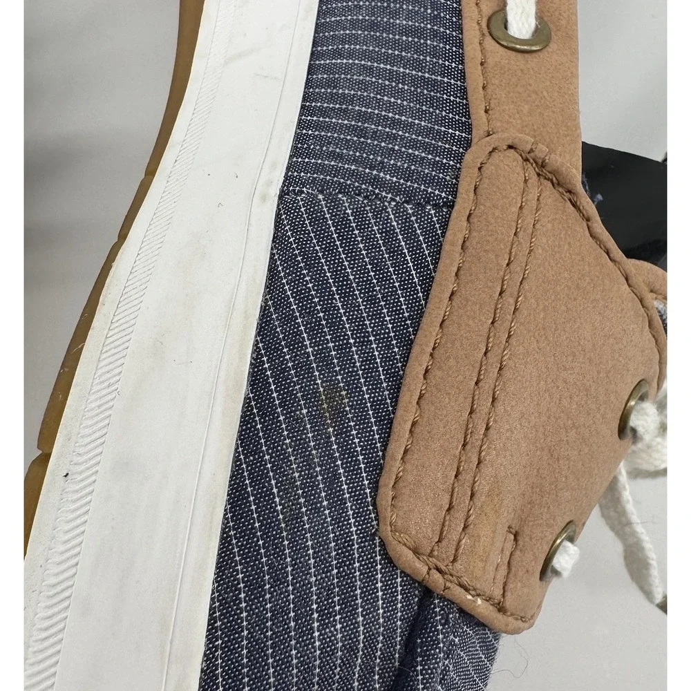 Keds Coastal Preppy Boat Shoes Navy Stripe Tan Trim Lace Up Comfort Size 8 Foam